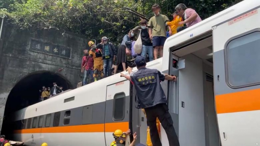 Quan chức Đài Loan (Trung Quốc) nhận trách nhiệm sau vụ tai nạn đường sắt