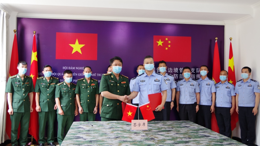 Bộ đội Biên phòng Điện Biên hội đàm với Chi đội quản lý biên giới Phổ Nhĩ (Trung Quốc)