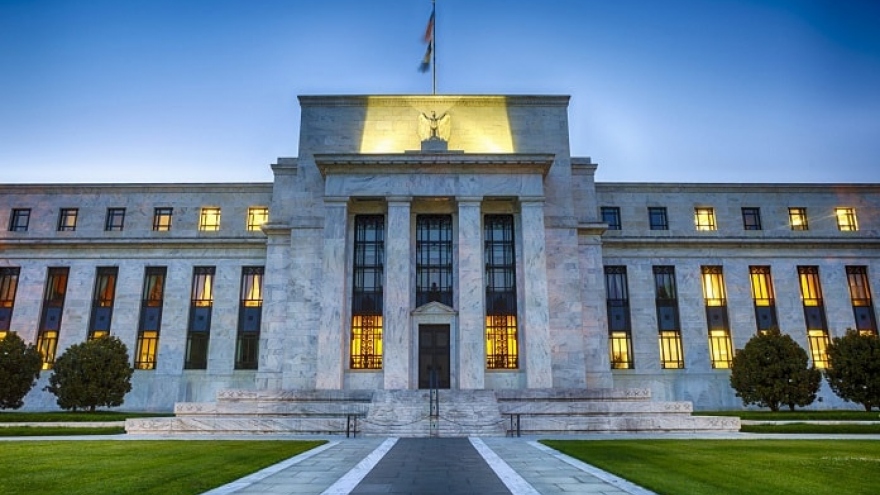 Cục Dự trữ Liên bang Mỹ tiếp tục giữ mức lãi suất cơ bản gần bằng 0