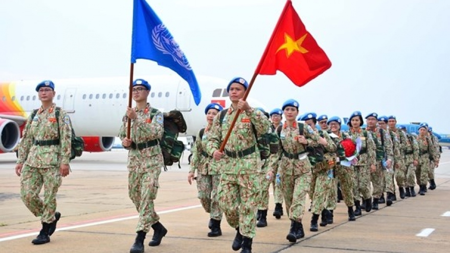 Second group of Vietnam’s Level-2 Field Hospital No. 3 departs for South Sudan