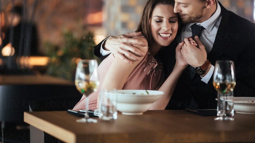 Tham khảo 5 bí quyết để thu hút chàng ngay từ lần hẹn hò đầu tiên