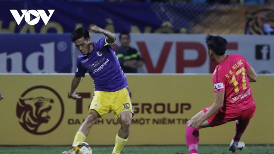 Trận Hà Nội FC - Sài Gòn FC không đón khán giả tới sân 