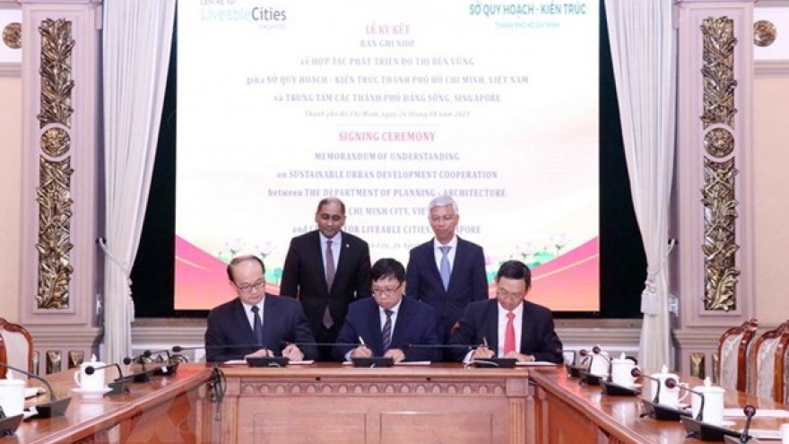 HCM City, Singapore cooperate in urban planning