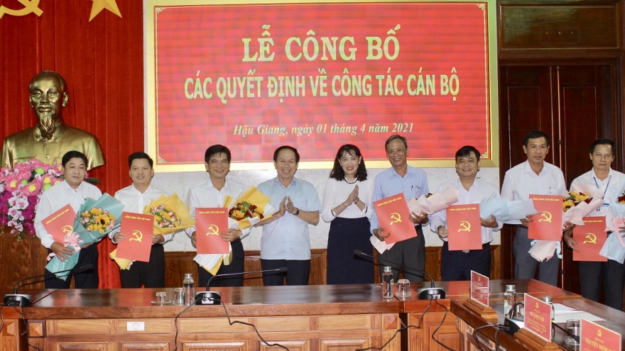 Hậu Giang bổ nhiệm, bổ nhiệm lại 7 cán bộ