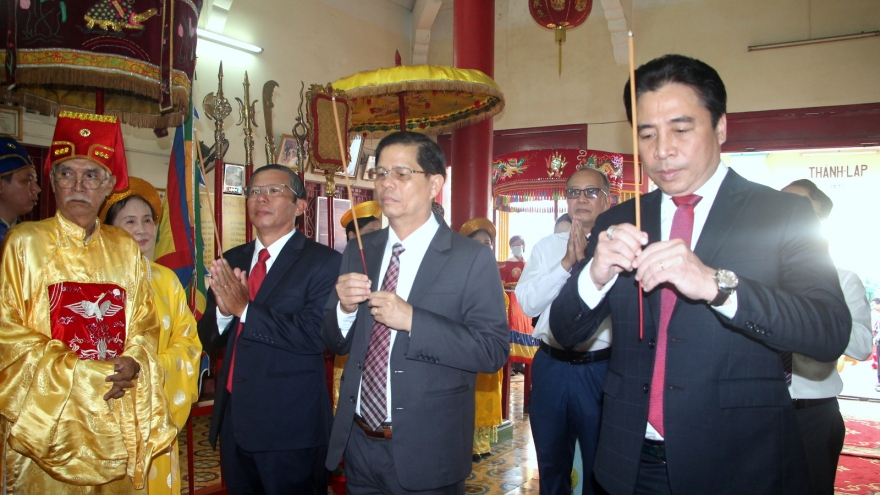 Khánh Hòa dâng hương tưởng niệm, tri ân các Vua Hùng