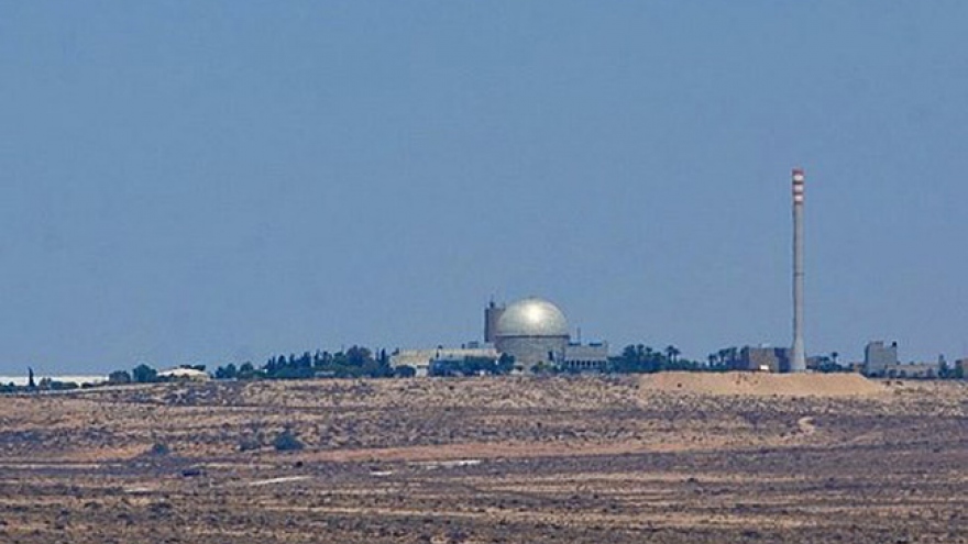 Tên lửa bắn từ Syria phát nổ gần lò phản ứng hạt nhân của Israel