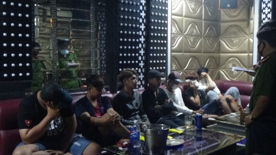 Thêm một quán karaoke ở Tiền Giang là "động ma túy" của dân chơi