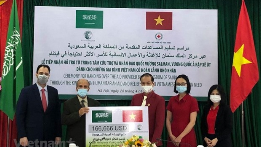 Saudi Arabia lends helping hand to disadvantaged Vietnamese