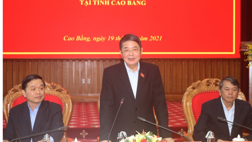 Phó Chủ tịch Quốc hội Nguyễn Đức Hải kiểm tra công tác bầu cử tại Cao Bằng