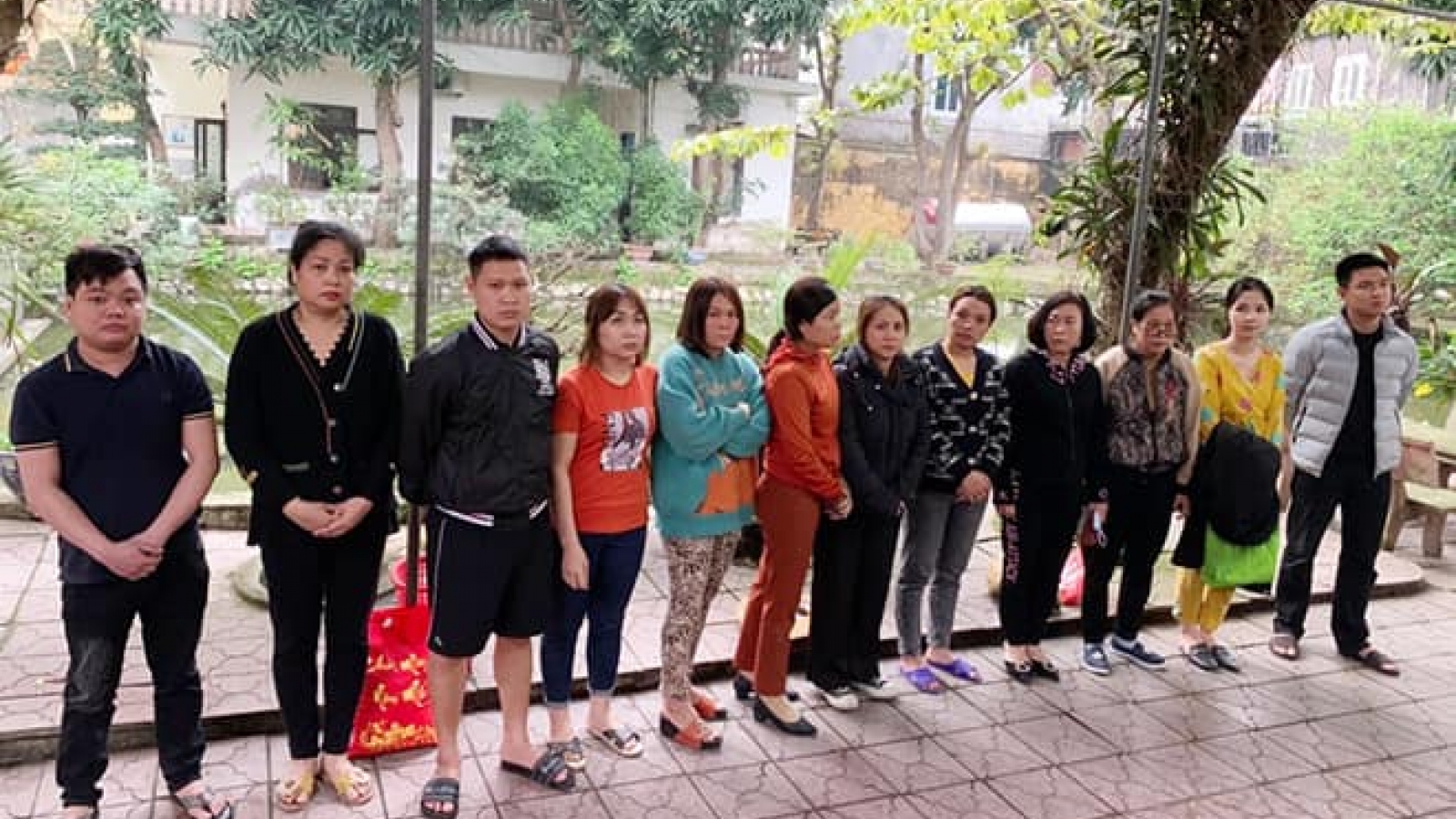 Triệt phá đường dây đánh bạc trăm tỷ bằng hình thức ghi lô, đề