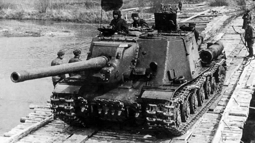 Quân Liên Xô thất bại nặng dưới tay phát xít Đức do sai lầm của viên tướng Ba Lan