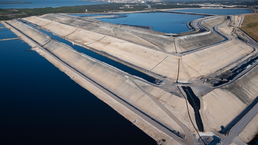 Xử lý khủng hoảng chất thải ở Florida: Hoá giải chiêu bài “đất hiếm” của Trung Quốc