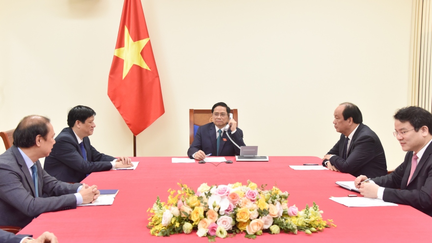 Thủ tướng Phạm Minh Chính điện đàm với Thủ tướng Lào và Thủ tướng Campuchia