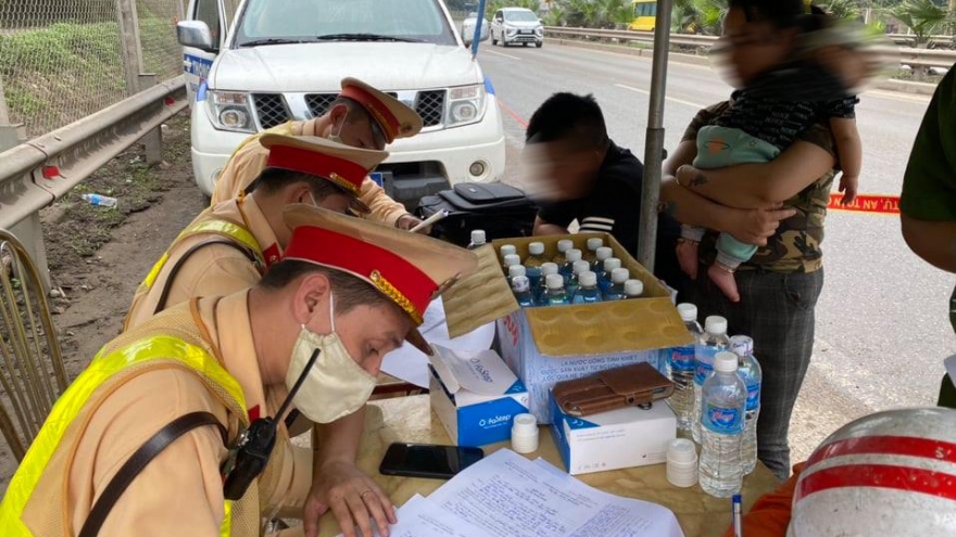 Phát hiện 2 tài xế dương tính với ma túy trên cao tốc Hà Nội - Thái Nguyên 