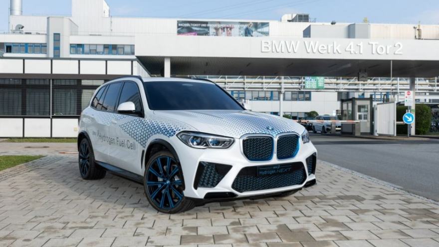 BMW X5 chạy bằng khí hydro sẽ ra mắt vào cuối năm 2022