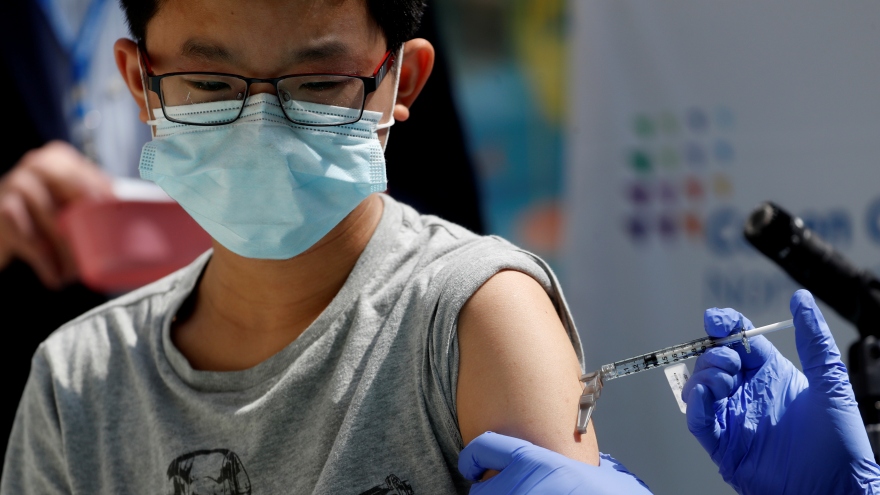 Hơn nửa triệu trẻ em ở Mỹ đã được tiêm vaccine ngừa Covid-19 của Pfizer
