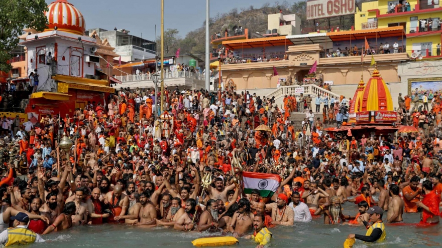 Lễ hội Kumbh Mela – sự kiện siêu lây lan Covid-19 nhấn chìm Ấn Độ trong khủng hoảng