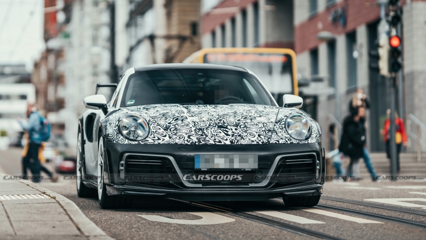 TechArt thử nghiệm GTstreetR dựa trên 992 Turbo S trên đường