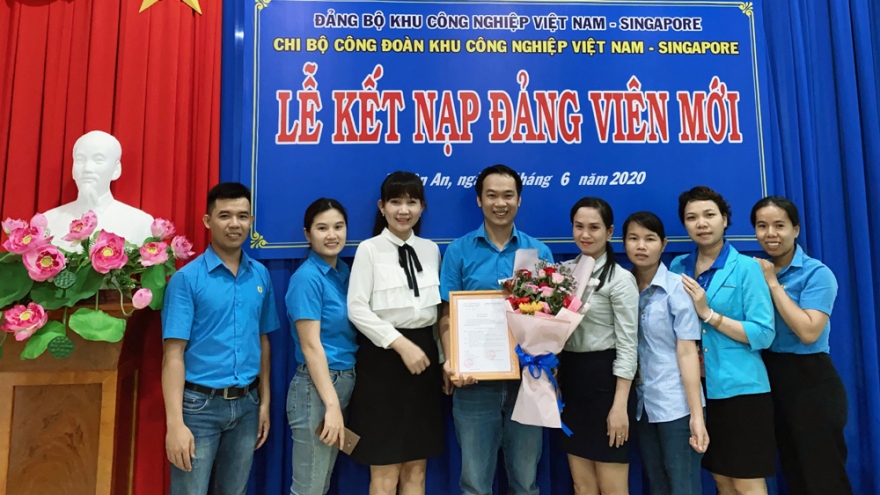 Phát triển Đảng trong doanh nghiệp ngoài Nhà nước ở Bình Dương còn "khiêm tốn"