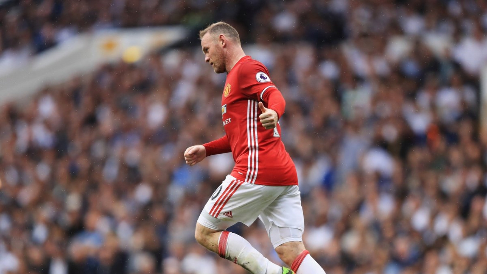 Ngày này năm xưa: Rooney ghi bàn cuối cùng cho MU 
