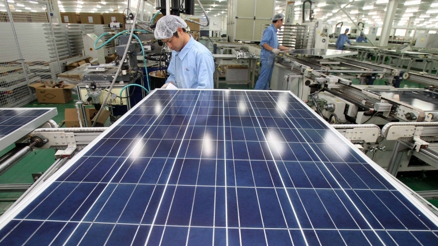 India initiates anti-dumping probe into solar cell imports from Asian partners