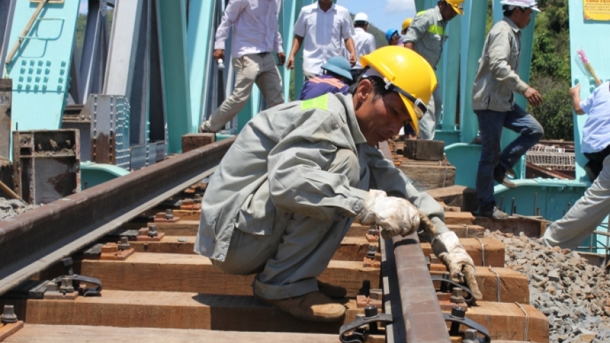 Cấp tốc ký hợp đồng đặt hàng bảo trì đường sắt Bắc-Nam sau “đơn kêu cứu”