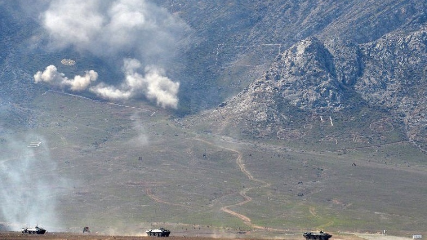 Kyrgyzstan và Tajikistan tiếp tục đấu súng tại khu vực biên giới