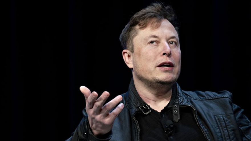 CEO Tesla Elon Musk mất vị trí giàu thứ hai thế giới