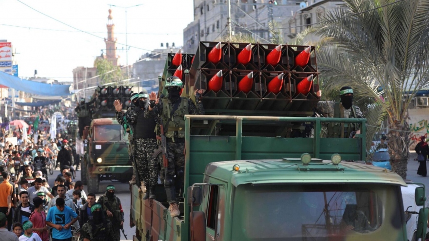 Hamas diễu hành quân sự ở Gaza