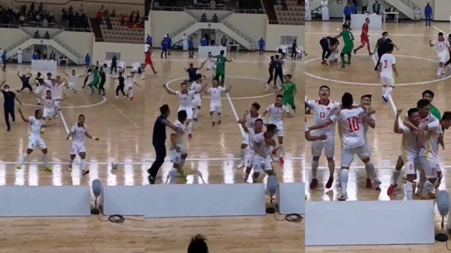 Khoảnh khắc vỡ òa khi ĐT Futsal Việt Nam giành vé dự World Cup