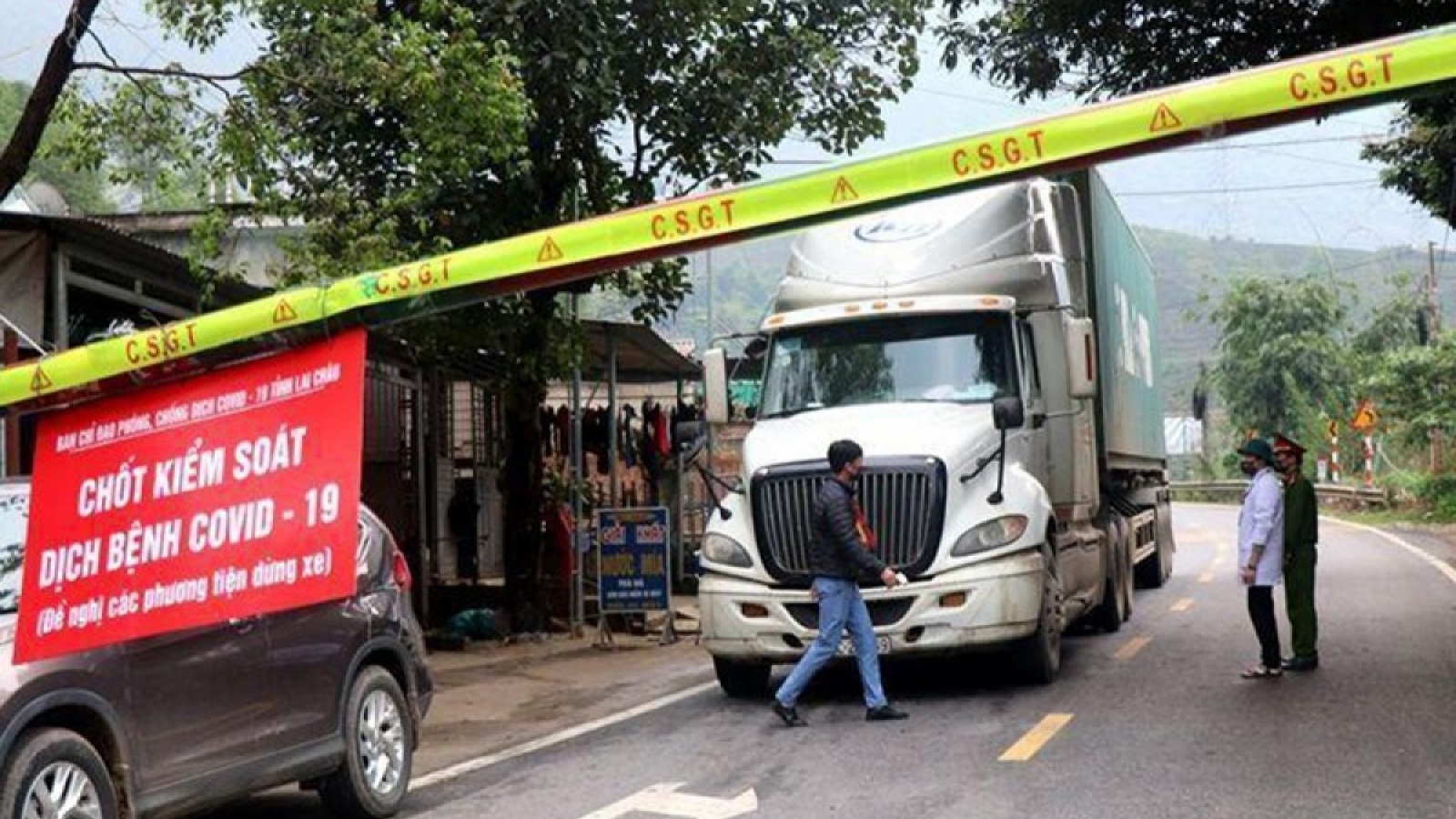 20 trường hợp F1 tại Lai Châu có kết quả xét nghiệm âm tính lần 1
