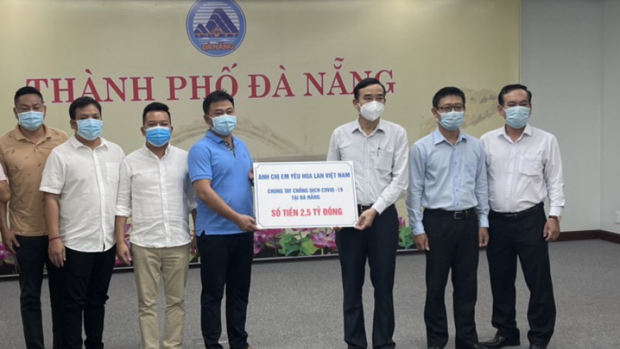 Câu lạc bộ Lan Sông Hàn trao 2,5 tỷ đồng hỗ trợ Đà Nẵng chống dịch