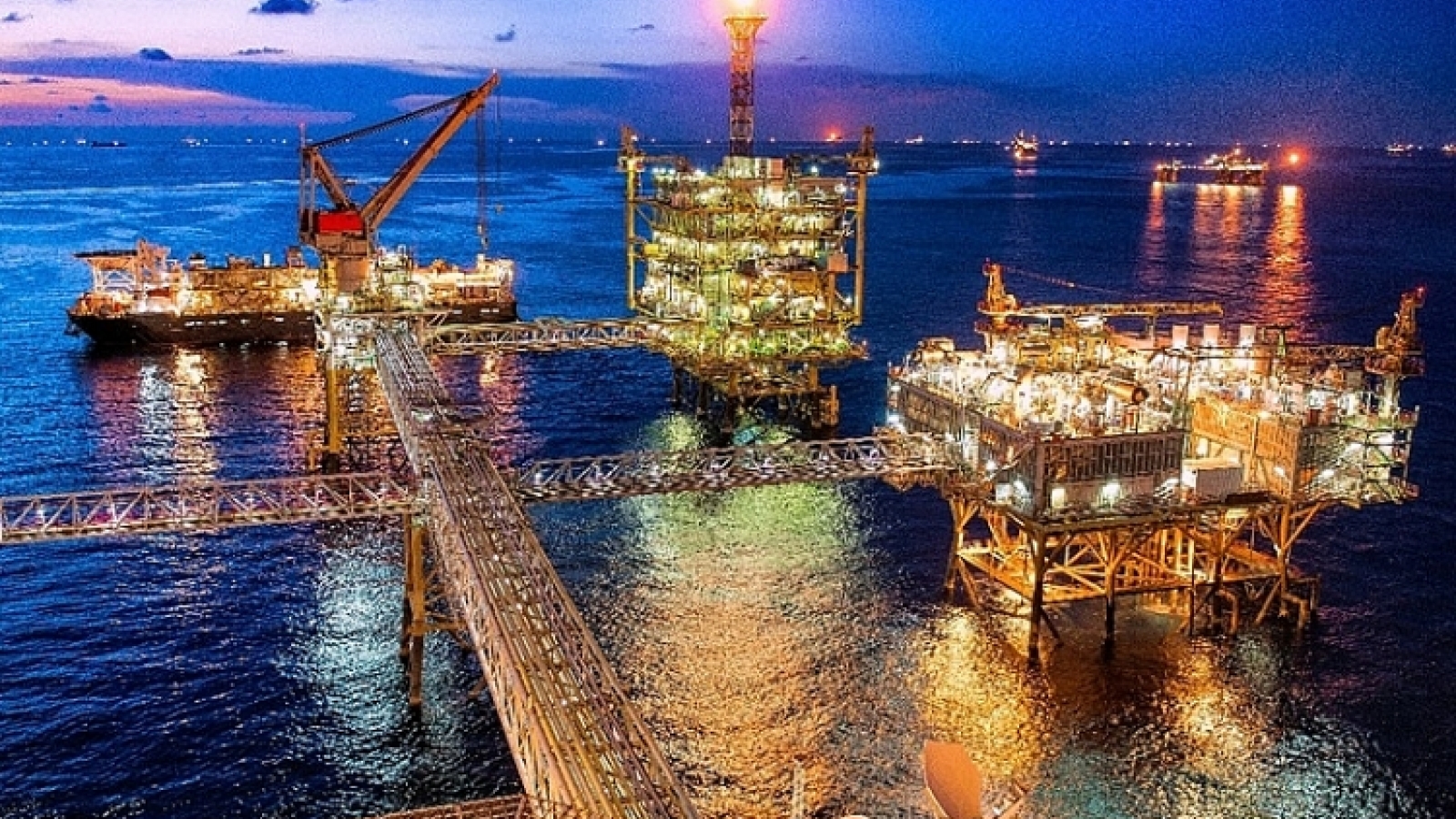 Petrovietnam phát triển khoa học công nghệ: Biến những điều không thể thành có thể
