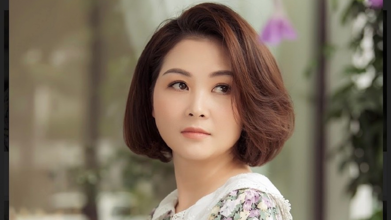 Phương Uyên đầy tự sự trong album "Hãy về bên em"