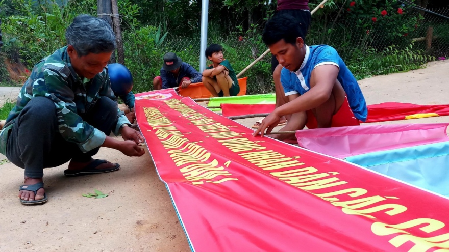 6 xã bầu cử vào ngày mai 16/5, Quảng Nam phát huy vai trò già làng trong vận động cử tri