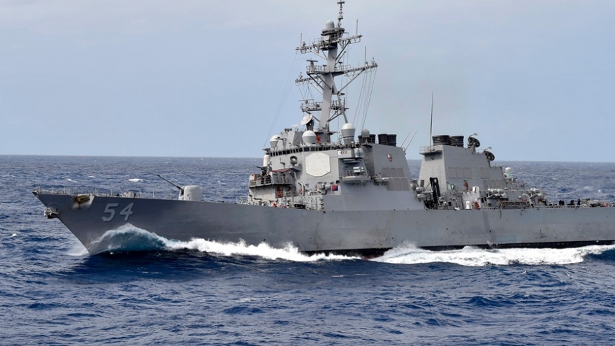 Tàu chiến Mỹ qua eo biển Đài Loan, Trung Quốc tuyên bố sẵn sàng đối phó mọi đe dọa