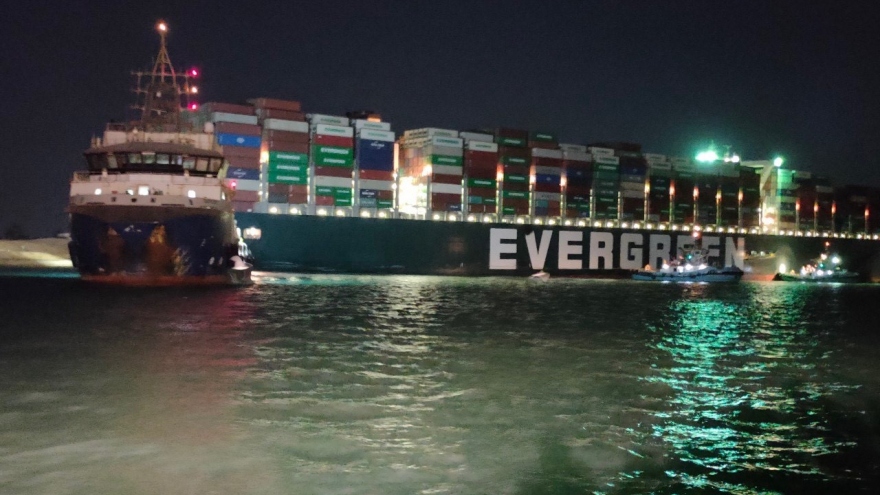 Ai Cập yêu cầu tàu Ever Given bồi thường 550 triệu USD 