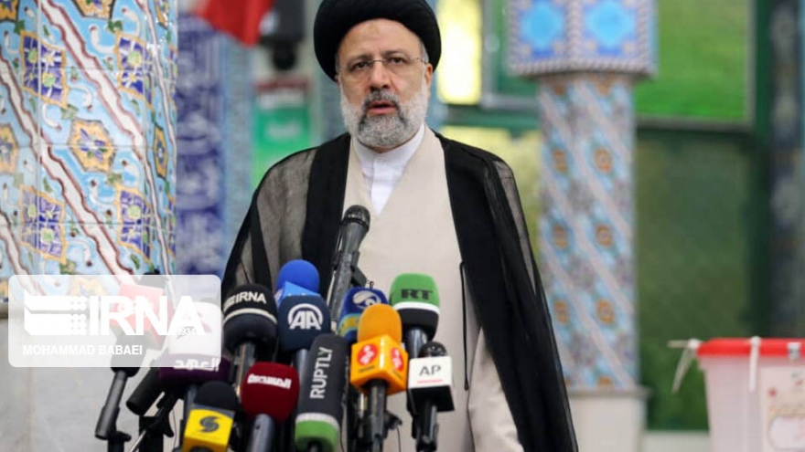 Ông Ebrahim Raisi chính thức đắc cử tổng thống Iran