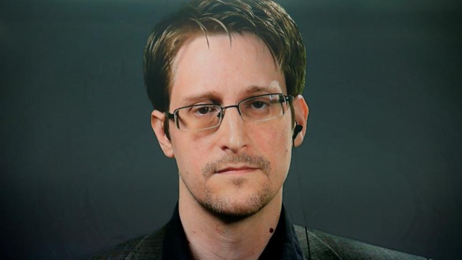 Cảnh báo nhà sáng lập WikiLeaks sẽ "chung số phận" với McAfee