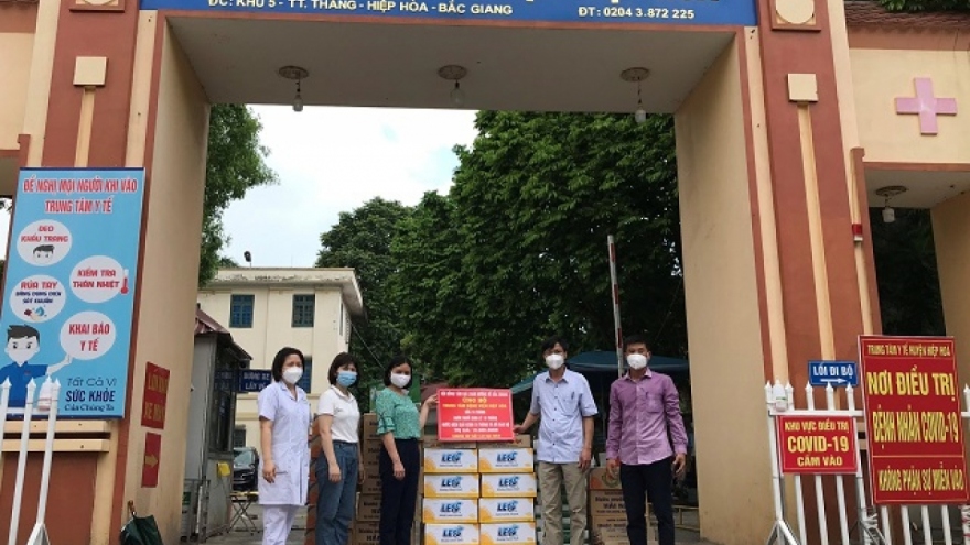 Bệnh nhân Covid-19 trốn ra ngoài khu điều trị mua đồ ăn bị phạt 17,5 triệu đồng