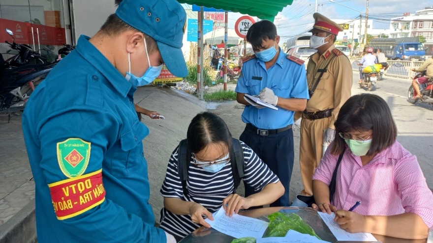 Kiểm soát COVID-19 vùng giáp ranh, không còn cảnh “mạnh ai nấy làm”