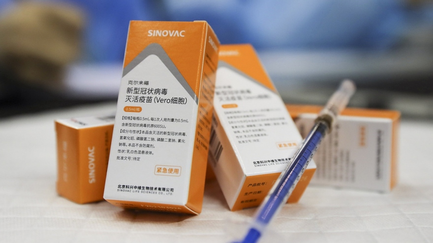 Trung Quốc phê duyệt sử dụng khẩn cấp vaccine Sinovac cho trẻ em