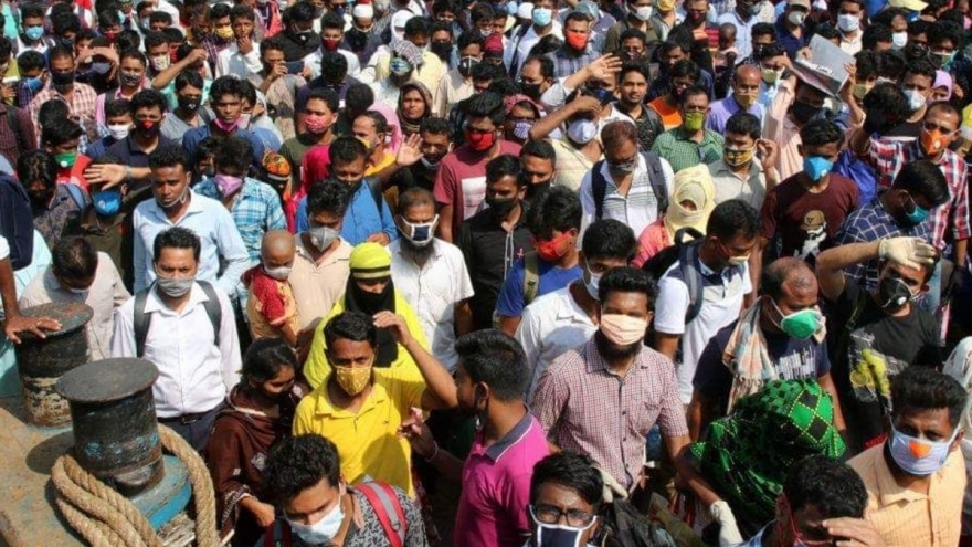 Gần 2/3 số quận, huyện của Bangladesh có nguy cơ Covid-19 rất cao 