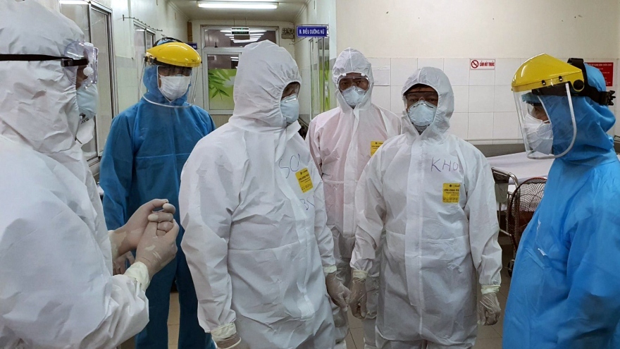 Two more COVID-19 patients die in Vietnam 