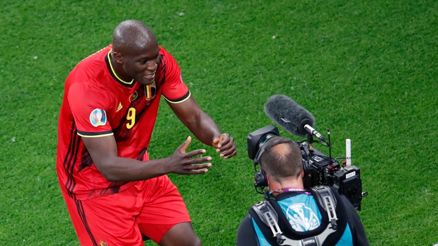 Lukaku lập cú đúp, ĐT Bỉ "đè bẹp" ĐT Nga ngày ra quân EURO 2021