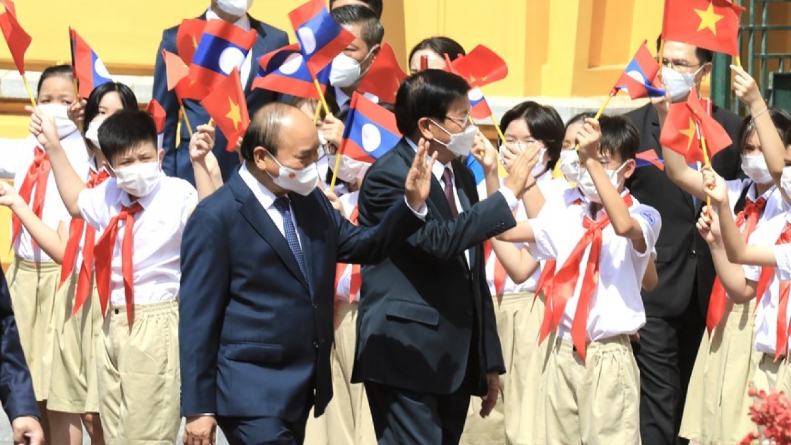 Lao media spotlight top Lao leader’s Vietnam visit