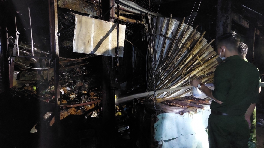 Cháy chợ Thị xã Long Mỹ (Hậu Giang), thiệt hại hơn 900 triệu đồng