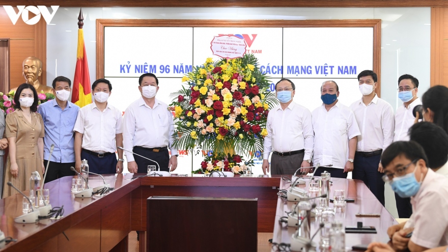 Trưởng Ban Tuyên giáo Trung ương chúc mừng VOV nhân Ngày Báo chí Cách mạng Việt Nam