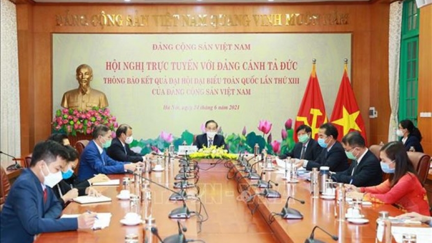 Vietnam informs outcomes of Party Congress to Germany’s The Left party