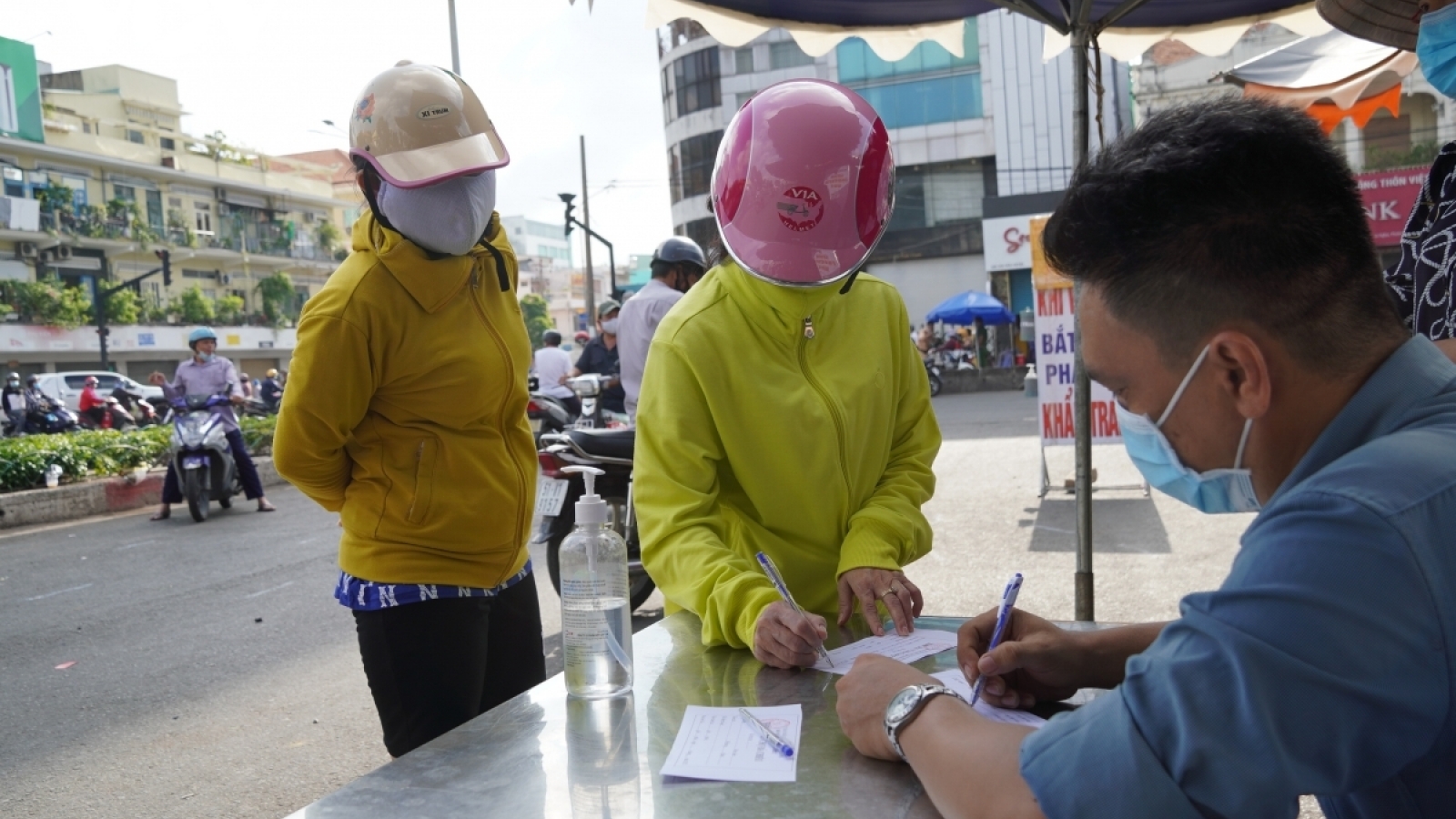 COVID-19: 175 new cases recorded in Vietnam, mostly in southern region